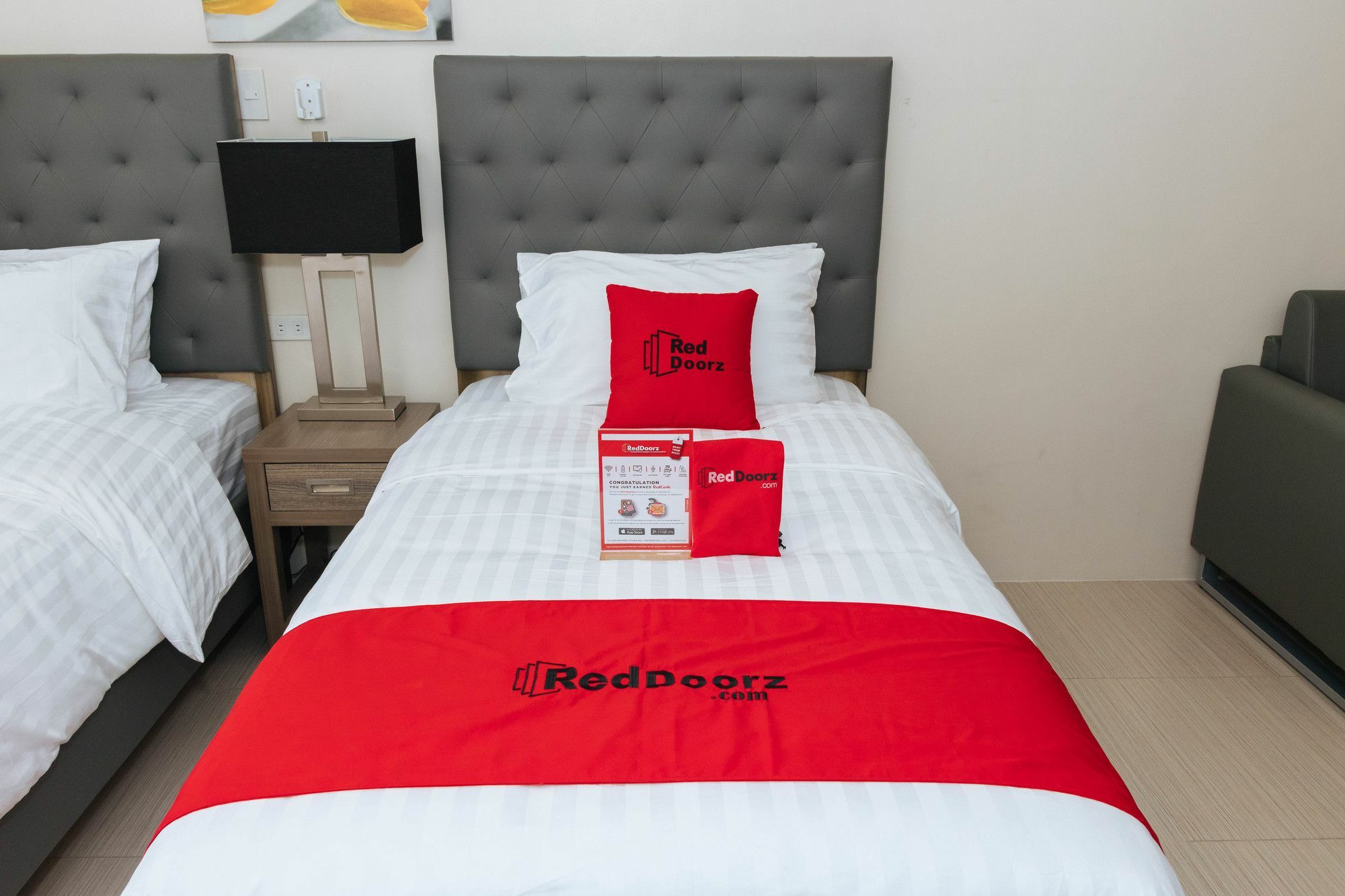 Reddoorz Premium @ Sampaloc Makati 호텔 마카티 외부 사진